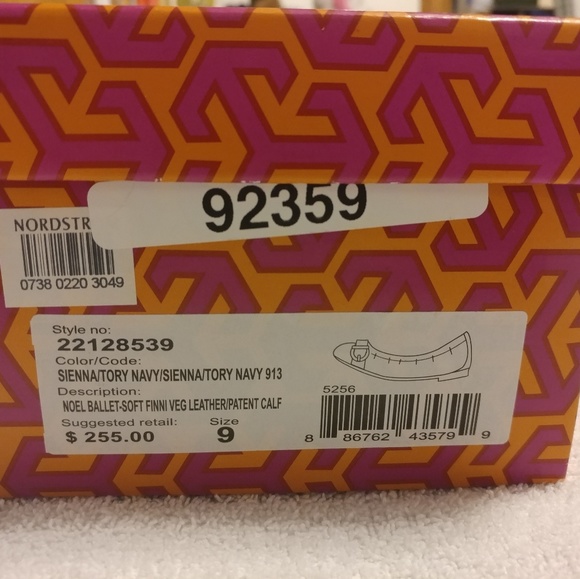 Tory Burch sz 9 - Picture 2 of 7